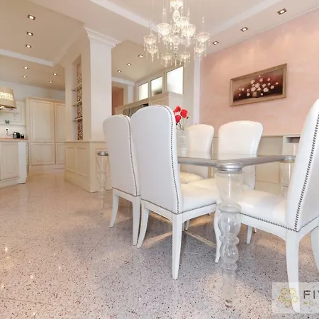 Le Majestic Promenade - Five Stars House Apartment *