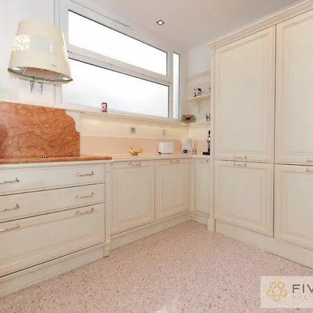 Apartment Le Majestic Promenade - Five Stars House Nice