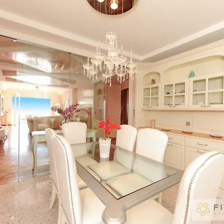 Le Majestic Promenade - Five Stars House Nice