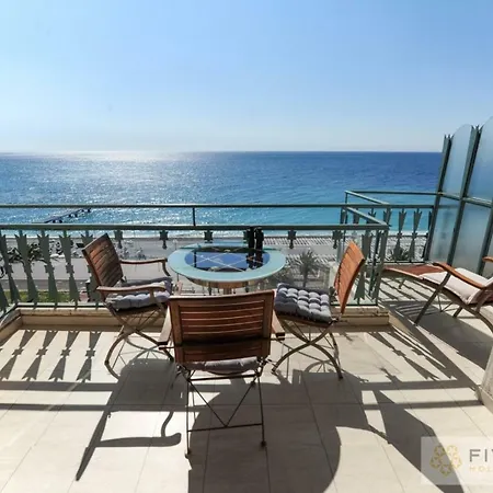 Le Majestic Promenade - Five Stars House Nice